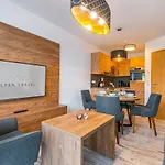 Haus Bergblick By Alpentravel דירה