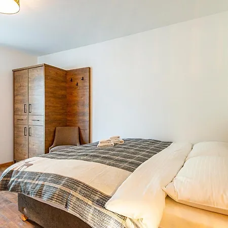 Haus Bergblick By Alpentravel *